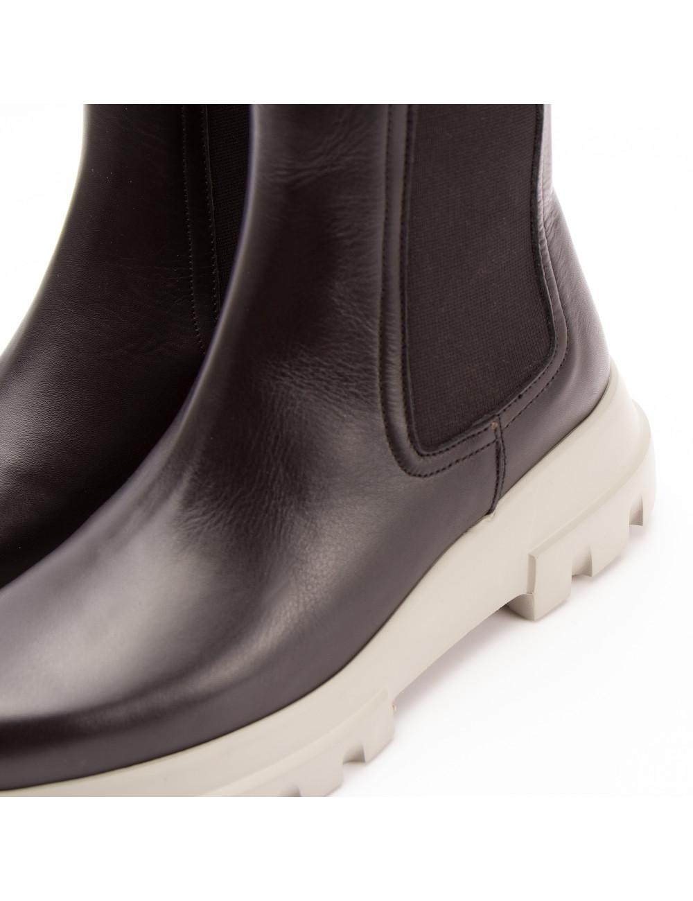 Farrutx ULKA Natur calf negro Última moda