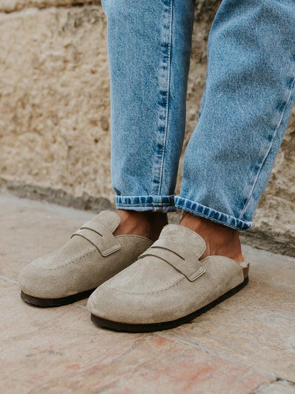 Genuins LOIS VELOUR TAUPE UNISEX Solo hoy