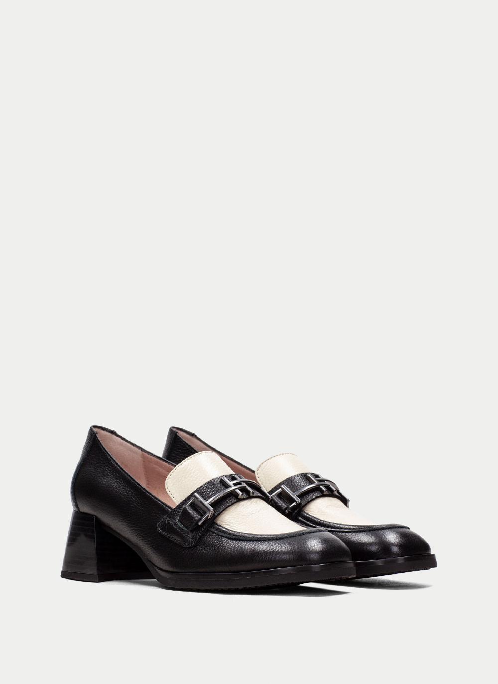 Hispanitas Mocasin milan negro-milk Solo queda un día