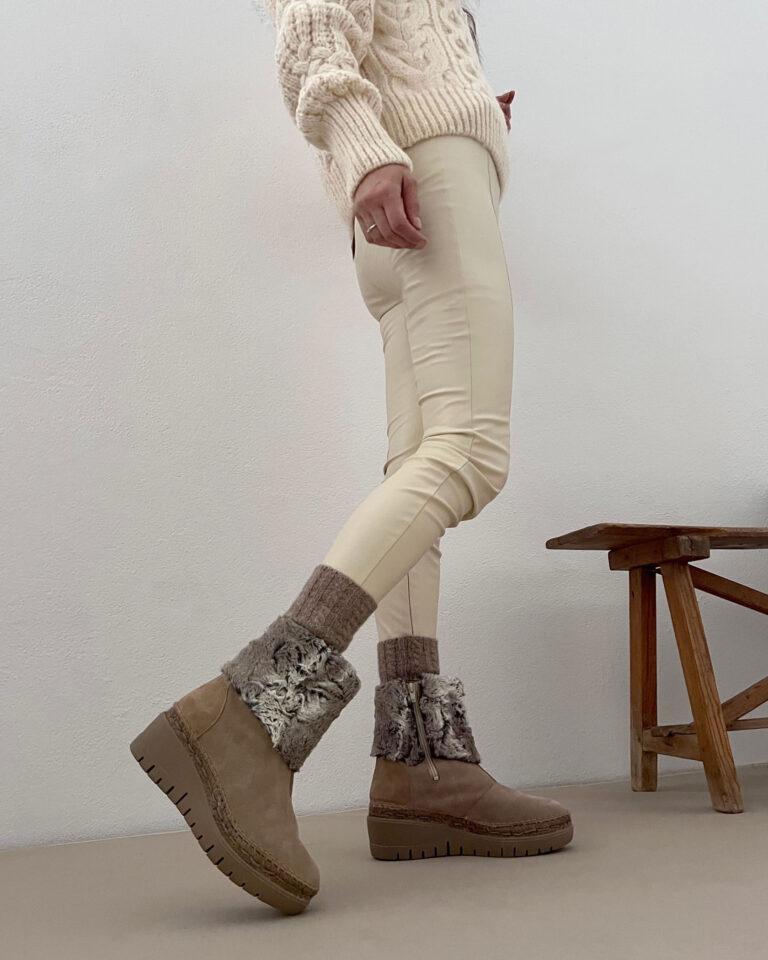 juncal aguirre Botas Devi Taupe Envío internacional gratuito