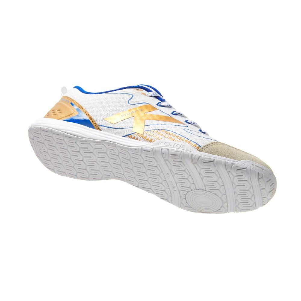 kelme STILETTO Tienda
