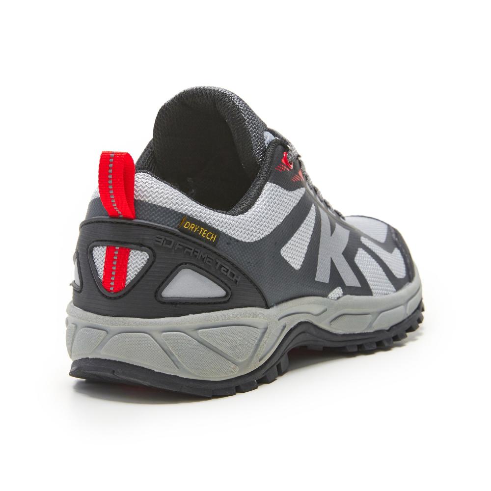 kelme TRACK Liquidación