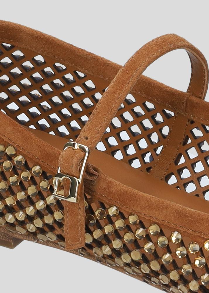 lola cruz LUCY FLATS Limitado a 3 días
