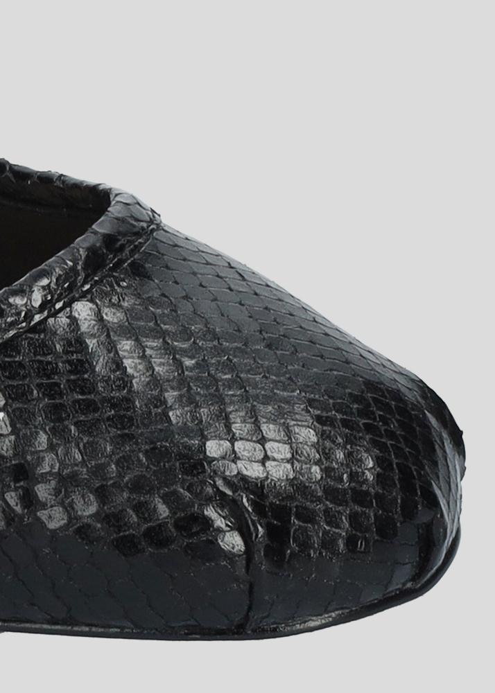 lola cruz RIMA FLATS Envío gratis