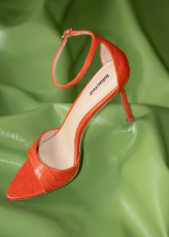 lola cruz SCARLETT HEEL SANDALS 95 Envío gratis