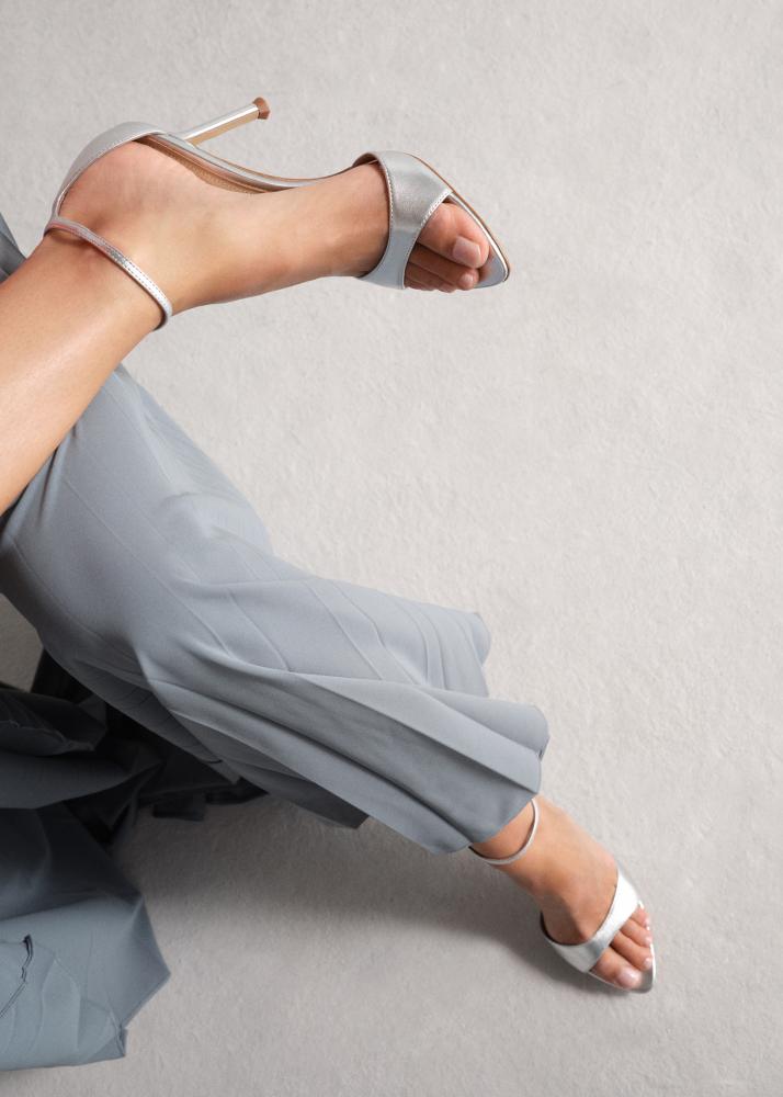 lola cruz SCARLETT HEEL SANDALS 95 Últimos 3 días