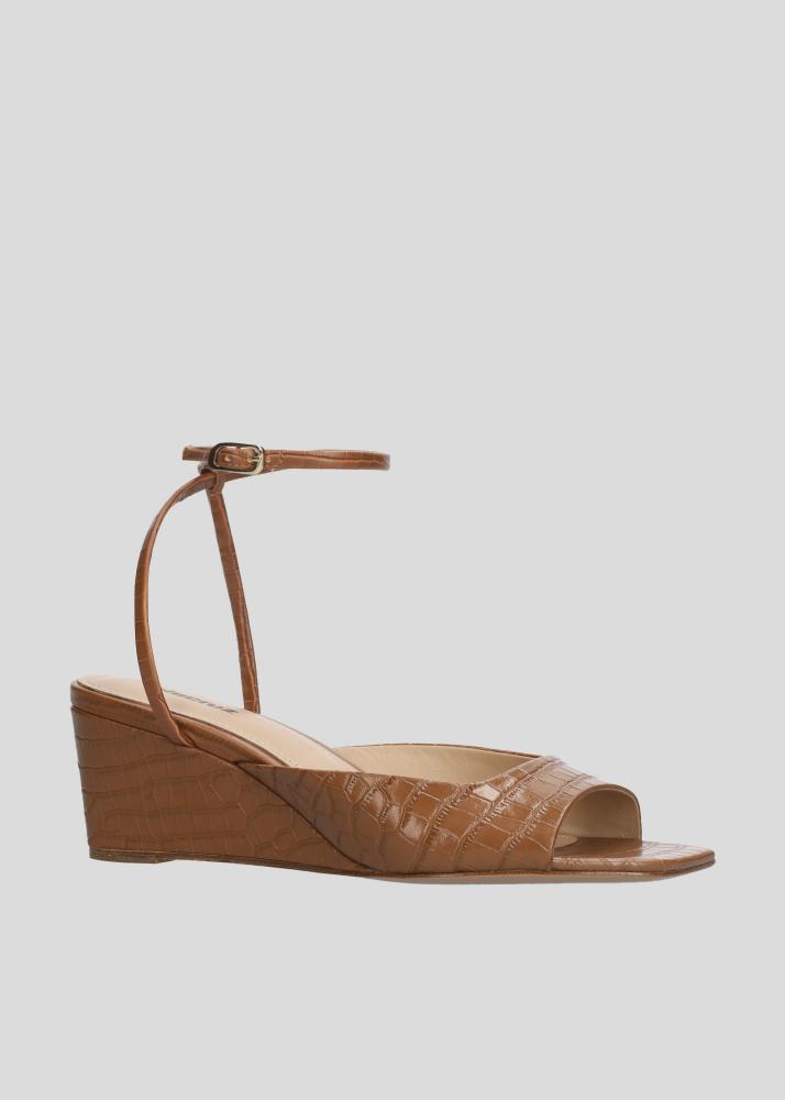 lola cruz GILDA PLATFORM 55 Solo hoy