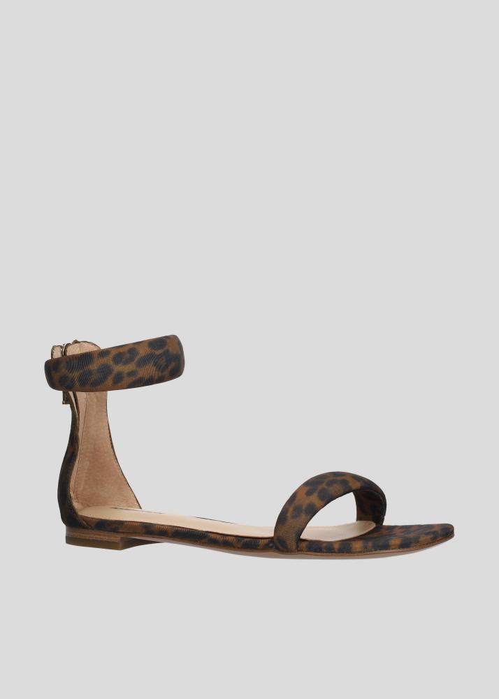 lola cruz AMY FLATS Envío internacional gratuito