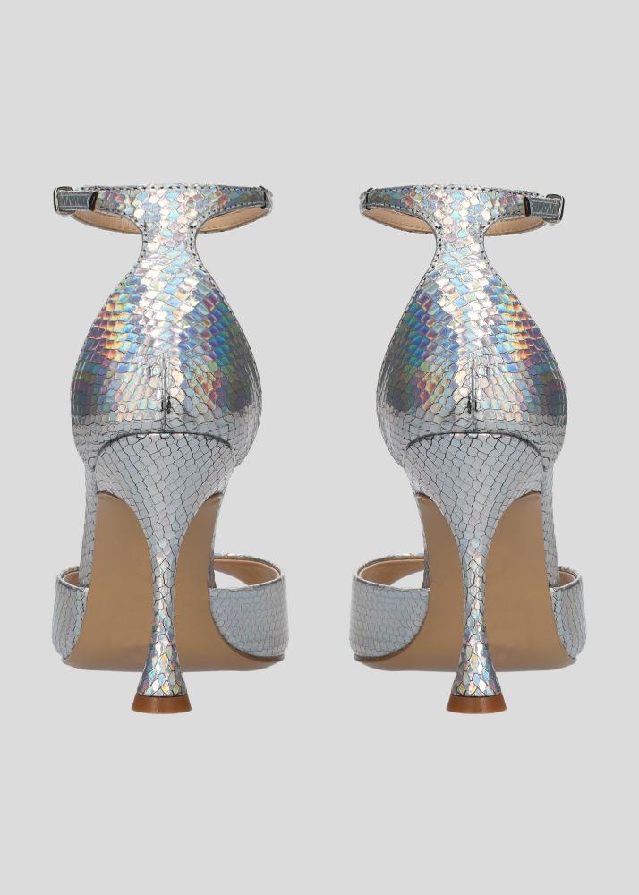 lola cruz KUMALA SANDAL 95 2025