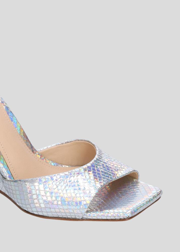 lola cruz ISABELLA SANDAL 95 ÚLTIMAS EDICIONES