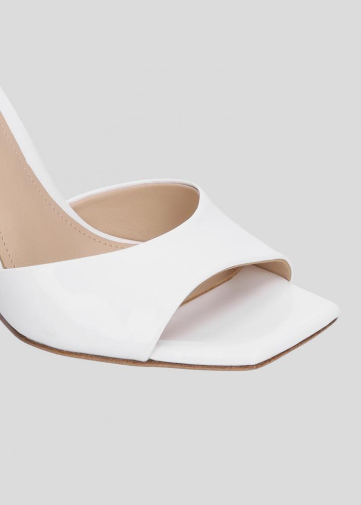 lola cruz ISABELLA SANDAL 95 Últimos 2 días