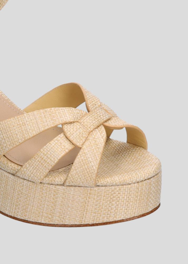 lola cruz ARIA PLATFORM 95 Último día