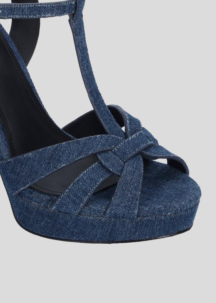 lola cruz ARIA PLATFORM 120 Solo hoy