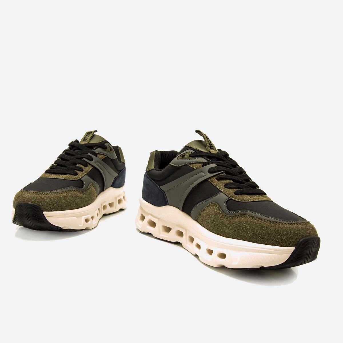 ﻿mtng Compra PLAY negro 58821 Hombre Calzado Zapatillas Rebajas online