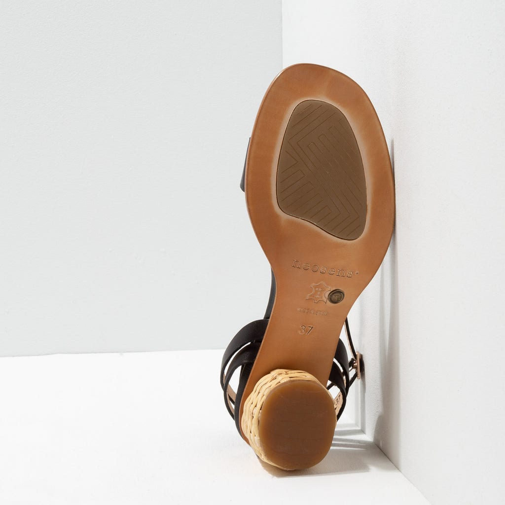 neosens S3300 RESTORED SKIN EBONY /MALVASIA Ofertas especiales