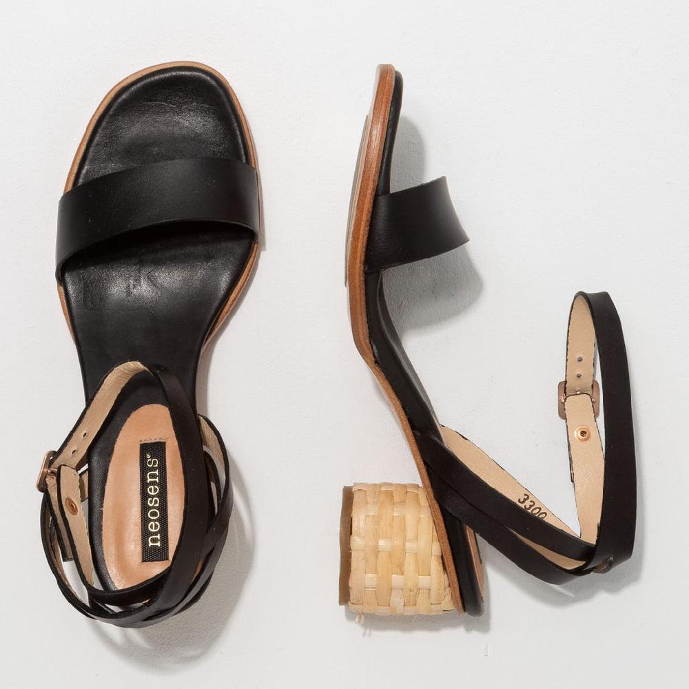 neosens S3300 RESTORED SKIN EBONY /MALVASIA Ofertas especiales
