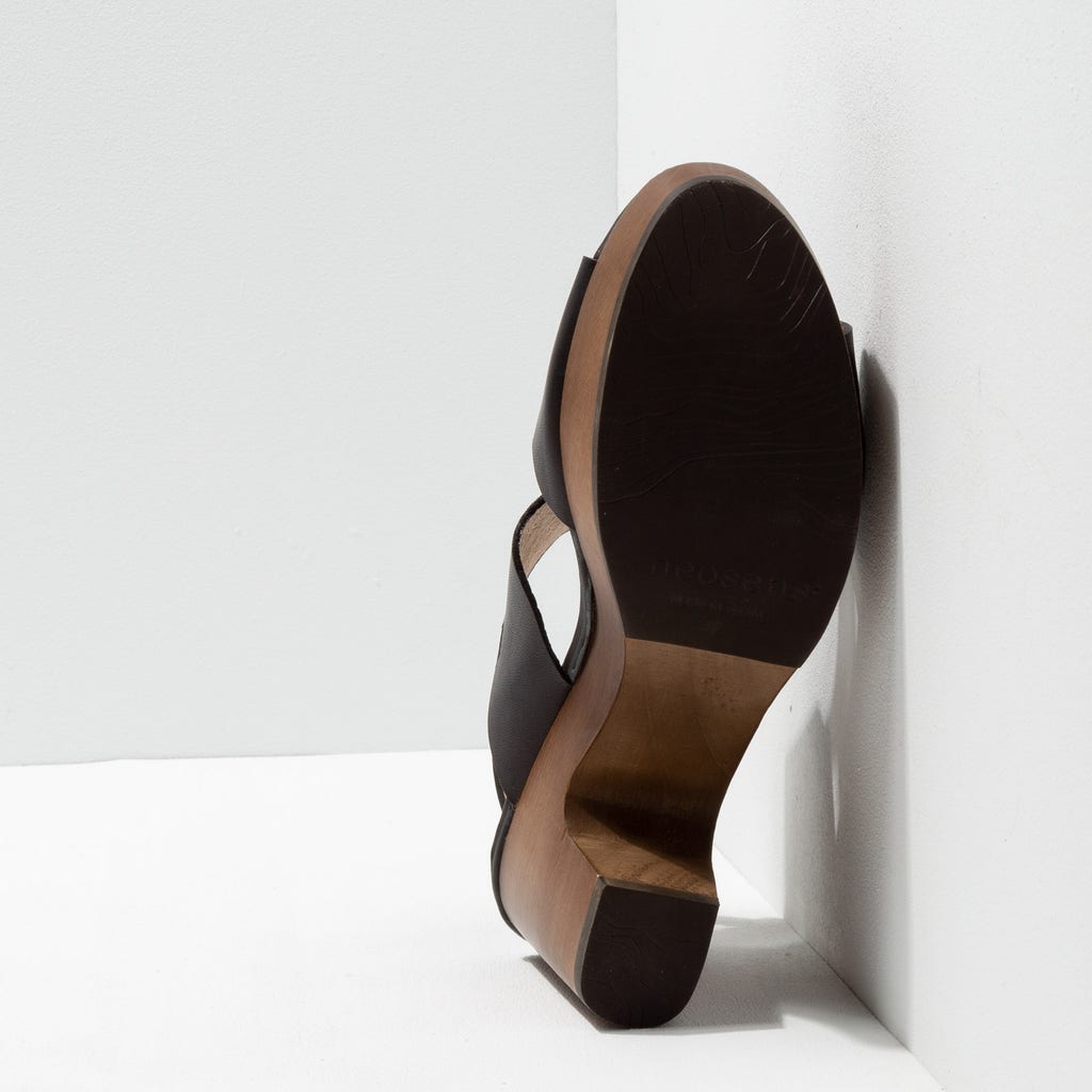 neosens S3270 RESTORED SKIN EBONY/ ST.LAURENT SANDAL Grandes ahorros