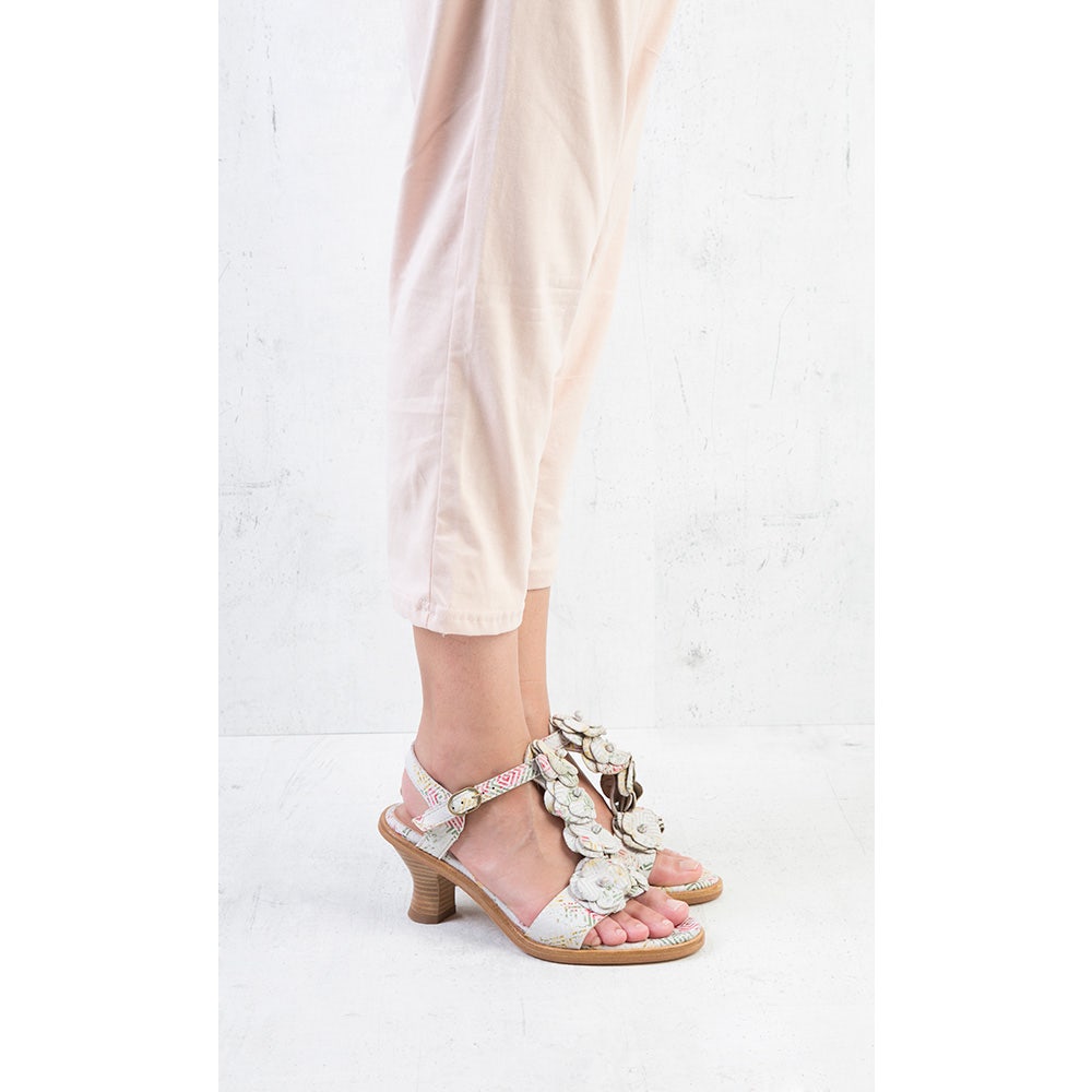 neosens S982 FANTASY FLORAL ROSE / NEGREDA Liquidación