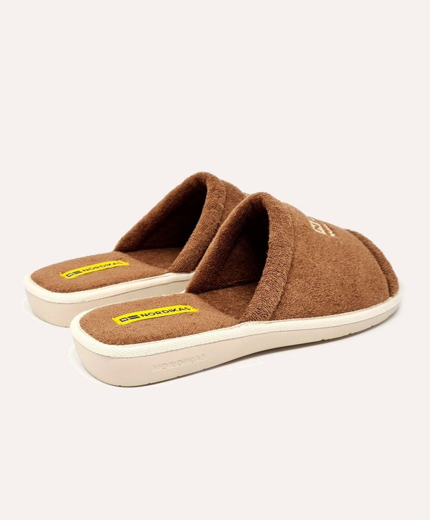 nordikas ZAPATILLAS DE CASA HOMBRE TOALLA MARRON Descuento