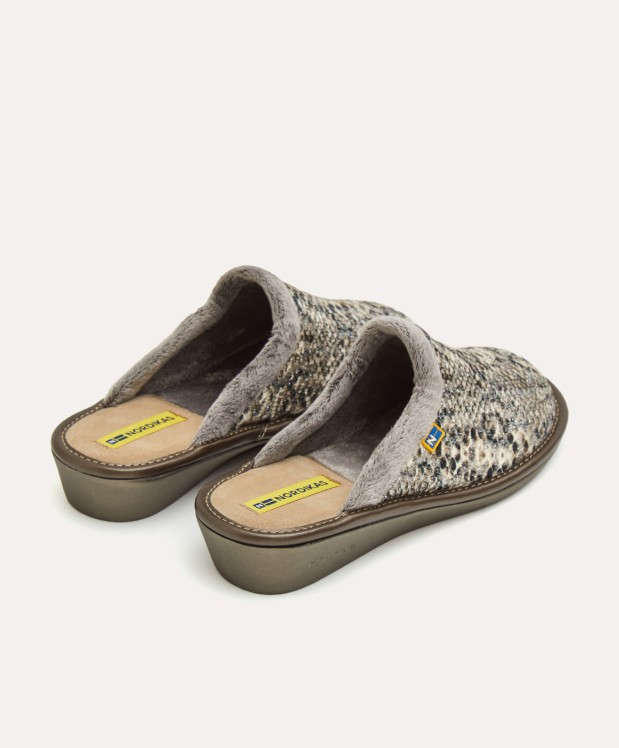 nordikas ZAPATILLAS DE CASA MUJER PITON ARENA Precio ultrabajo
