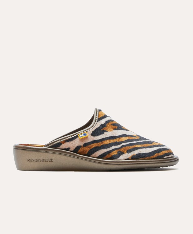 nordikas ZAPATILLAS DE CASA MUJER TANZANIA MARRON Devoluciones gratuitas