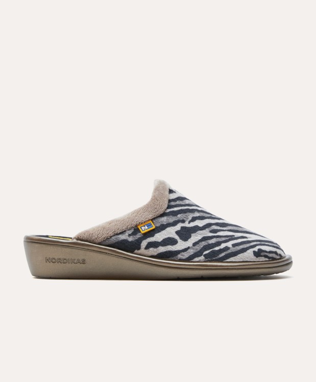 nordikas ZAPATILLAS DE CASA MUJER TANZANIA GRIS 2025