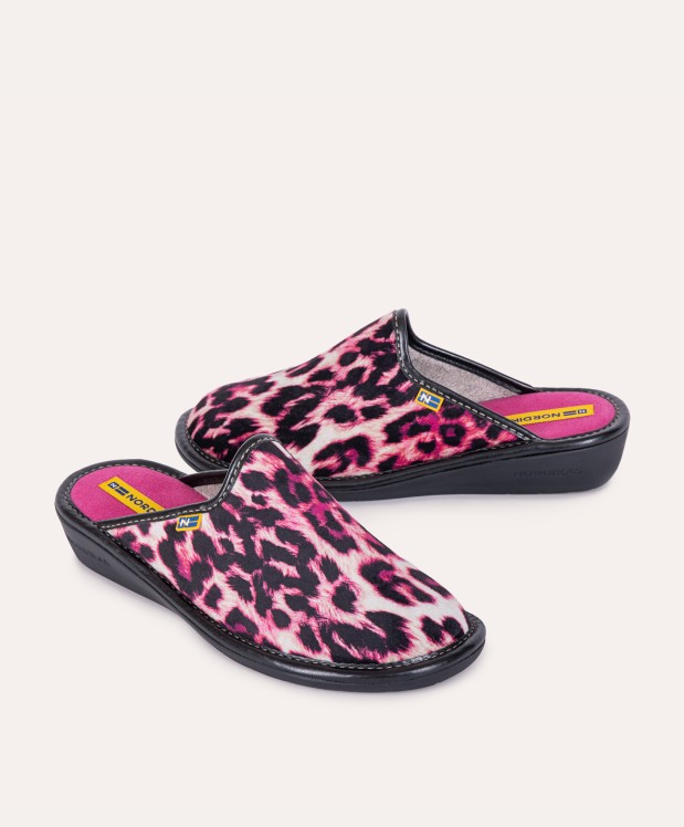 nordikas ZAPATILLAS DE CASA MUJER LINCE FRESA Outlet