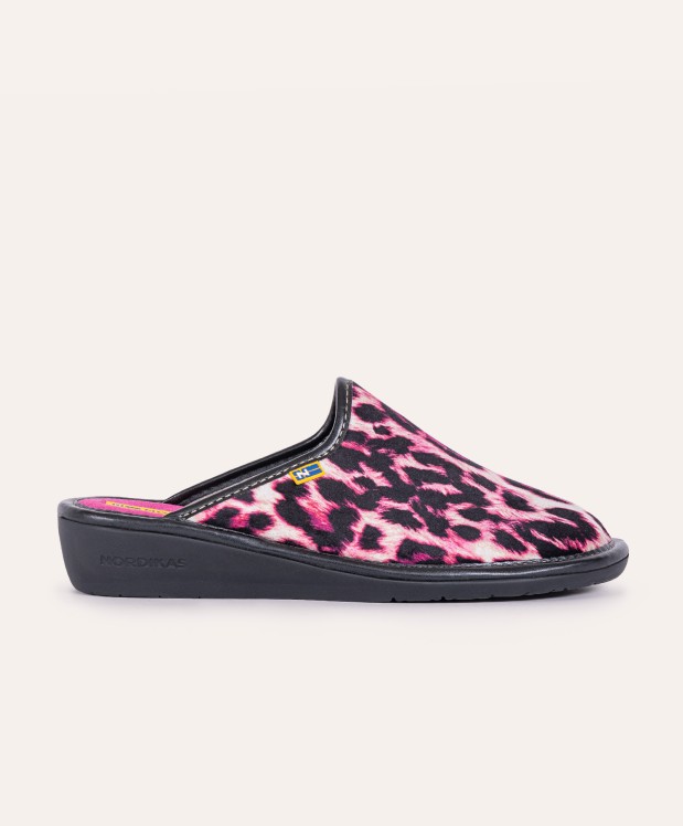 nordikas ZAPATILLAS DE CASA MUJER LINCE FRESA Outlet