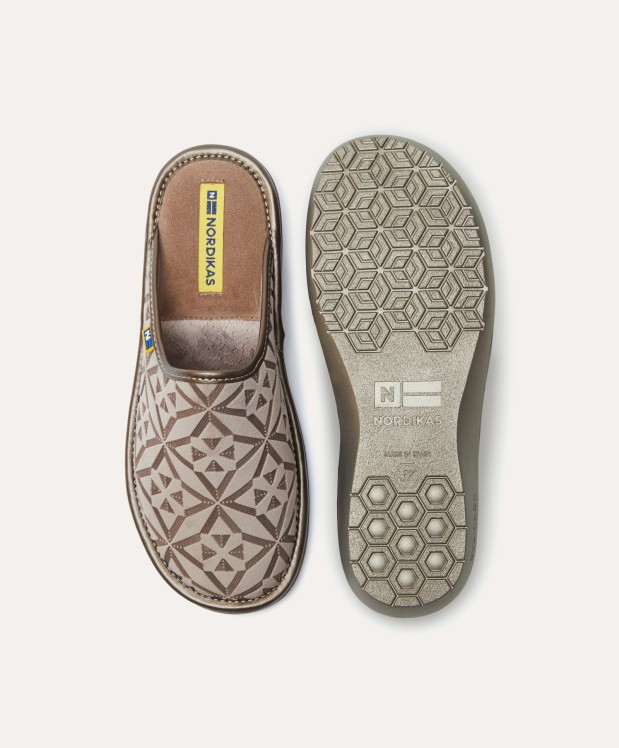 nordikas ZAPATILLAS DE CASA MUJER TERCIOPELO TAUPE Liquidación