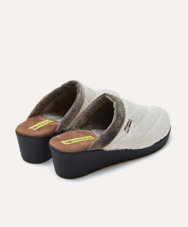 nordikas ZAPATILLAS DE CASA MUJER ALPINO BEIGE En oferta