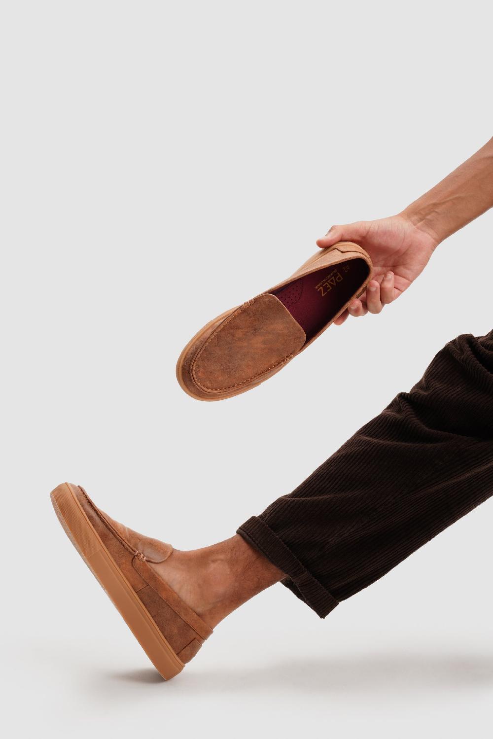 paez LOAFER MICROFIBER NAPA CAMEL Devoluciones gratuitas