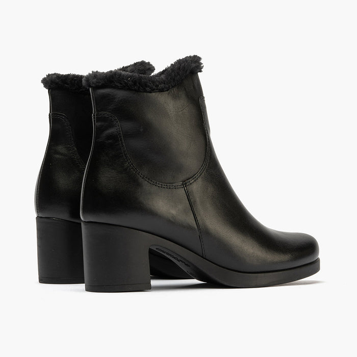 pitillos Botín con Pelo de mujer color negro Descuentos del mes