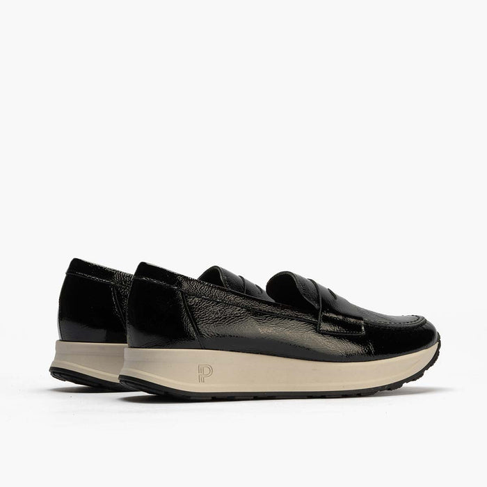 pitillos Mocasín Charol de mujer color negro Última moda