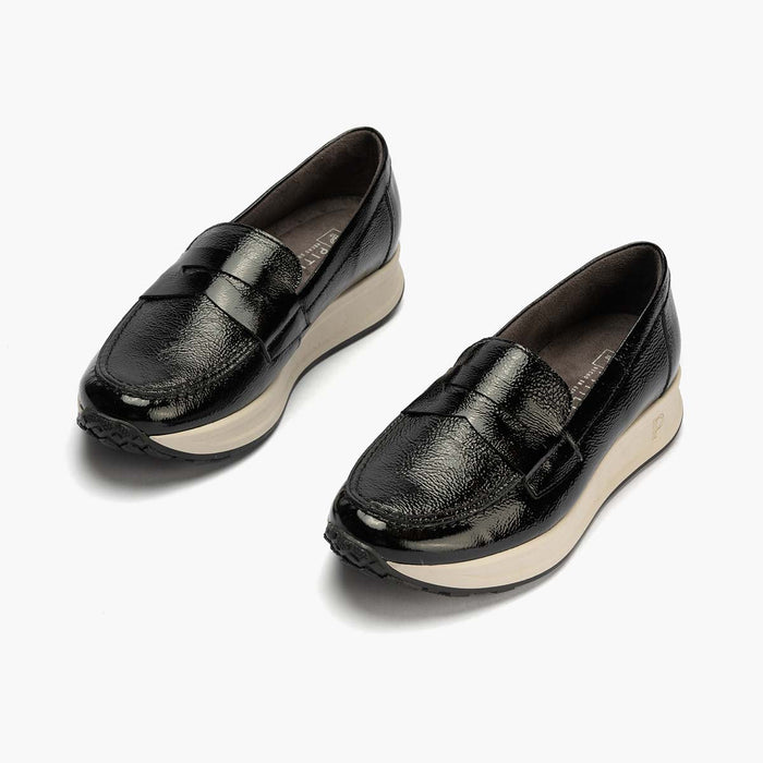 pitillos Mocasín Charol de mujer color negro Última moda