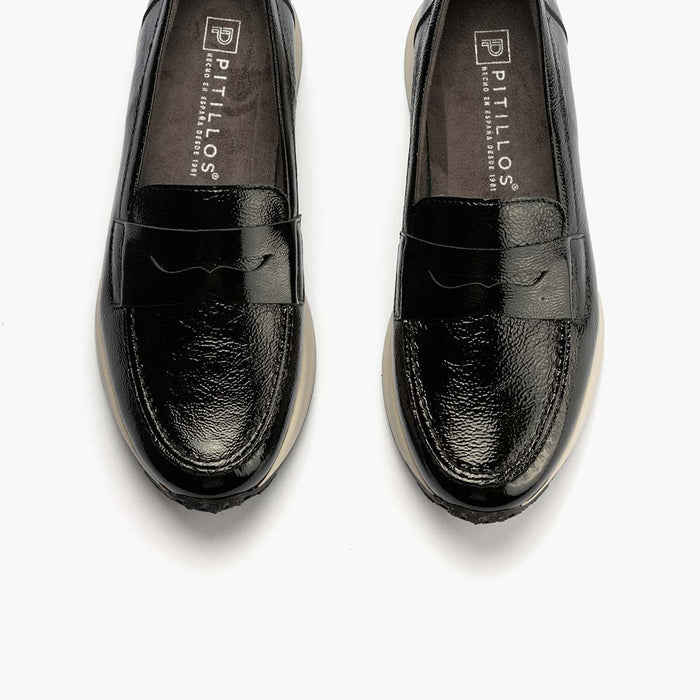 pitillos Mocasín Charol de mujer color negro Última moda