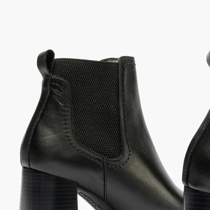 pitillos Botín Chelsea de mujer color negro Libre de impuestos