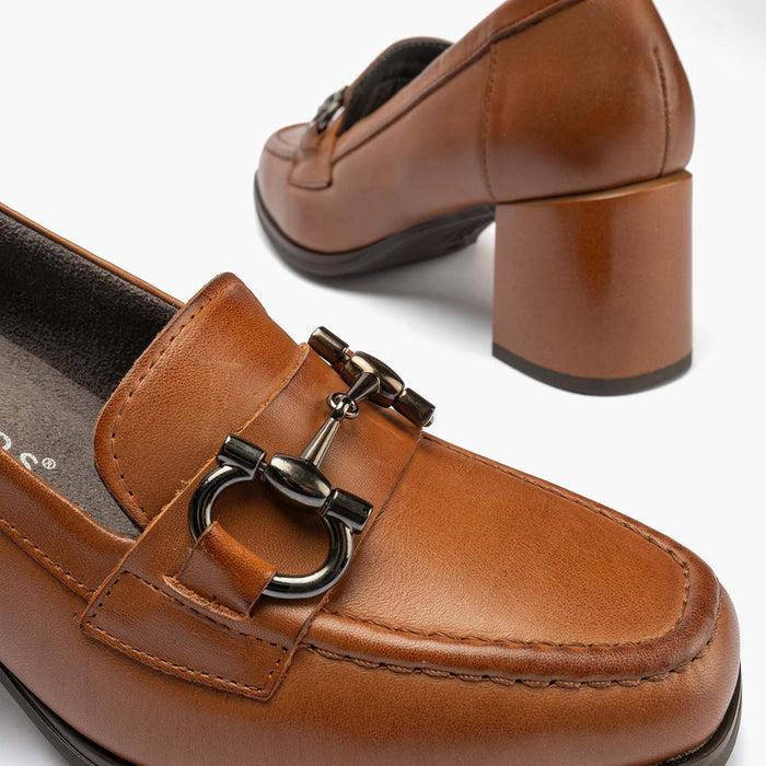 pitillos Mocasín con Adorno de mujer color cuero Promoción por tiempo limitado
