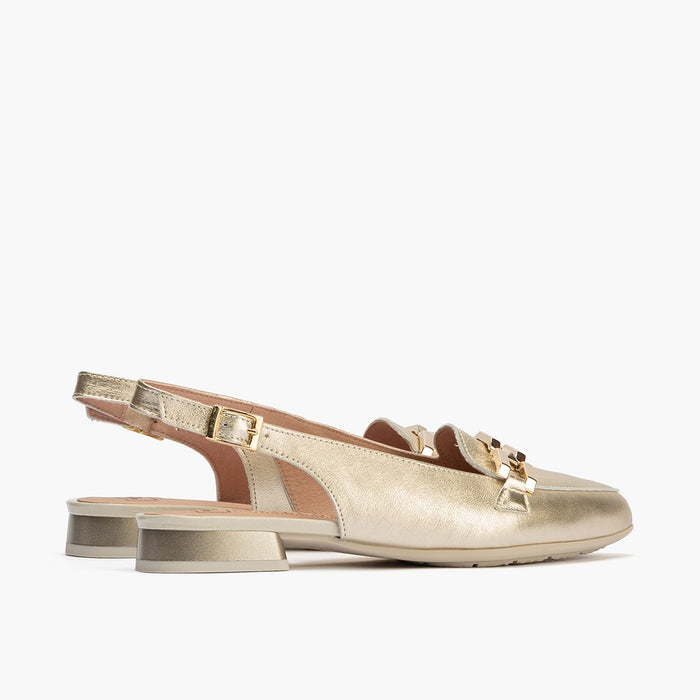 pitillos Mocasines de mujer destalonados en piel laminada con adorno cadena metálica DORADO Venta caliente
