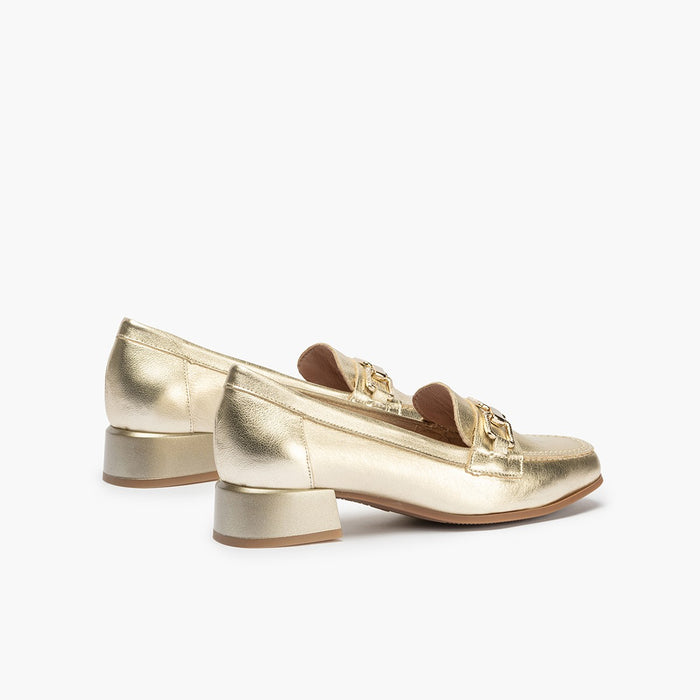 pitillos Zapatos de salón de mujer con adorno cadena metálica DORADO Liquidación