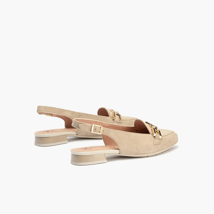 pitillos Mocasines de mujer destalonados en piel ante con adorno cadena metálica BEIGE Oferta especial