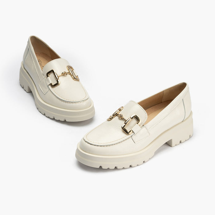 pitillos Mocasines de mujer en piel charol con adorno de estribo y tacón bloque BLANCO Envío gratis