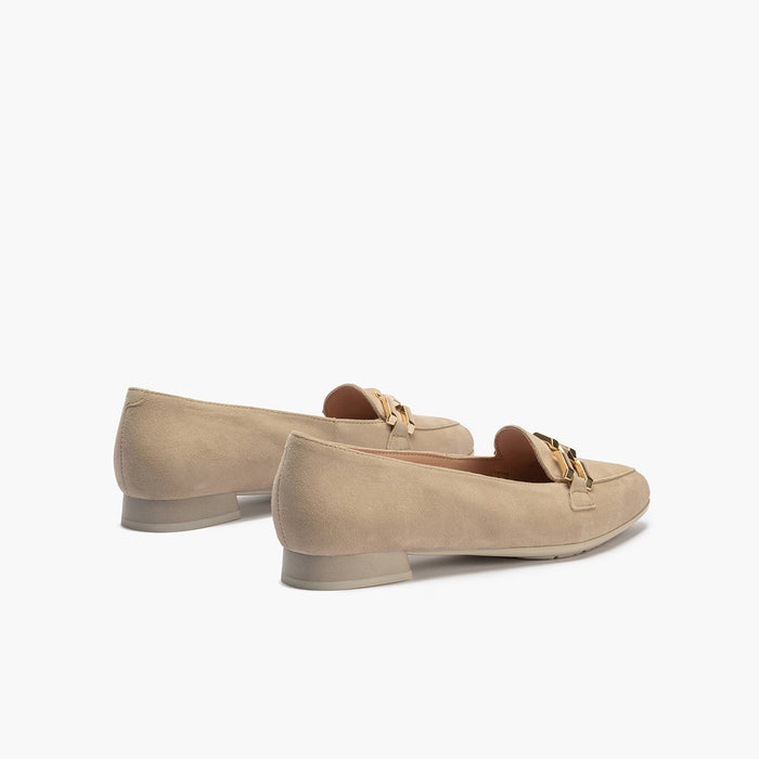 pitillos Mocasines de mujer en ante con adorno cadena metálica BLANCO Precio de fábrica