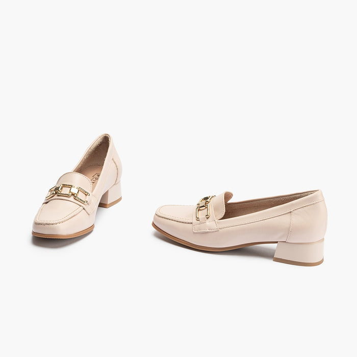 pitillos Mocasines de mujer en piel y adorno cadena metálica y tacón ROSA Solo queda un día