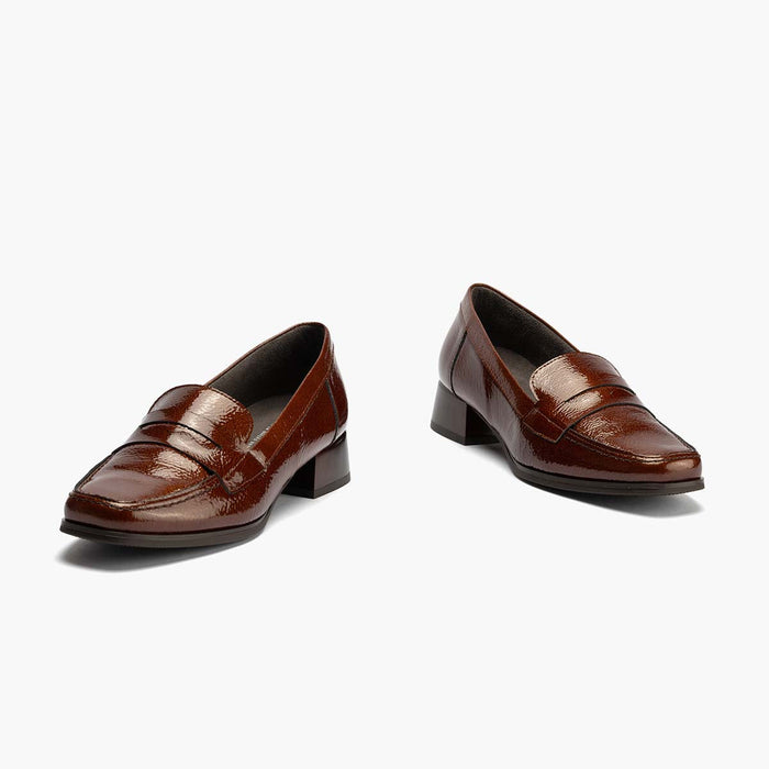 pitillos Mocasín en Charol de mujer color cuero Ahorra y exporta
