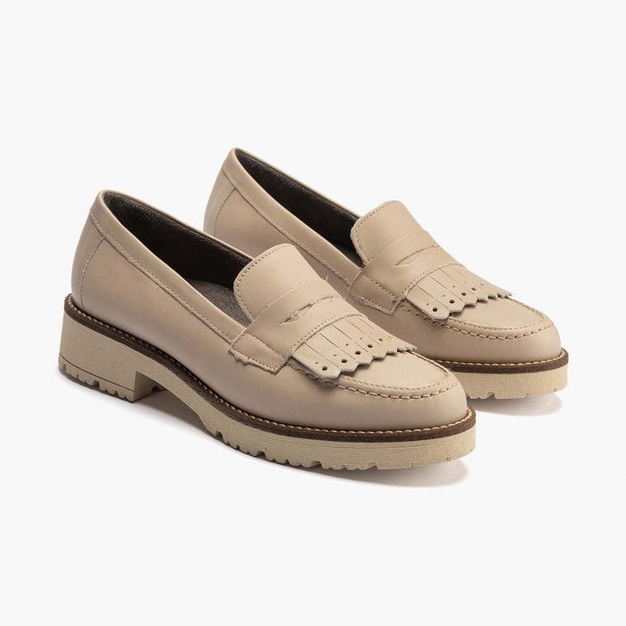 pitillos Mocasín Flecos de mujer color piedra Rebajas top