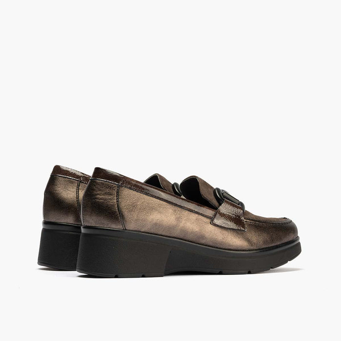 pitillos Mocasín Adorno de mujer color marrón Outlet