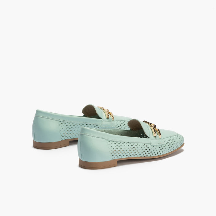 pitillos Mocasines de mujer en piel picados con adorno y tacón bajo AZUL Solo queda un día