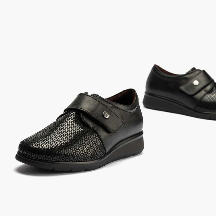 pitillos Blucher Correa mujer color negro Envío internacional gratuito