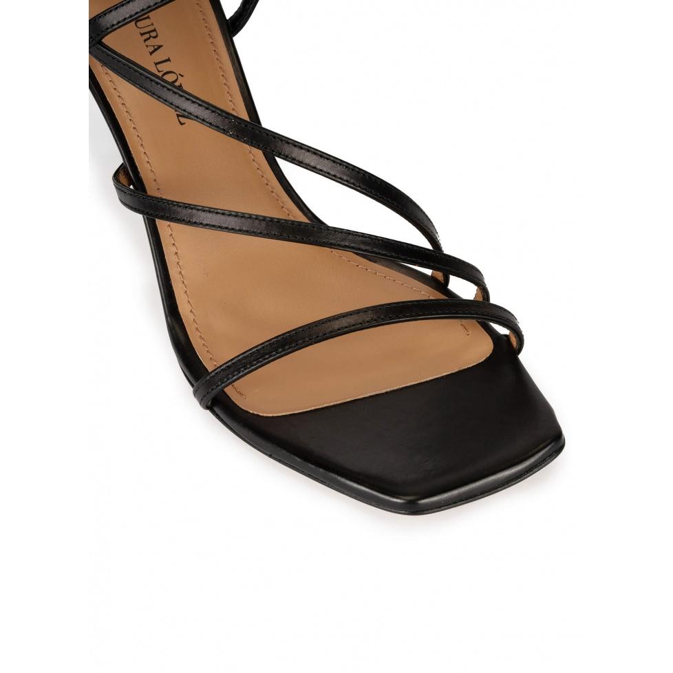 pura lópez Sandalias de puntera cuadrada con tacón medio en piel color negro En línea