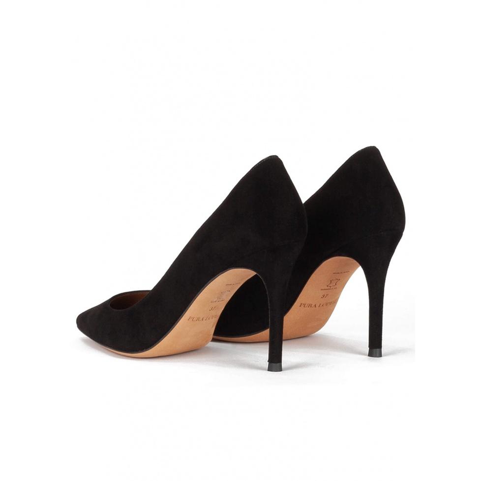 pura lópez Zapatos negros de tacón y punta fina realizados en ante Tienda